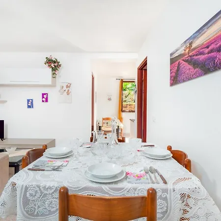 Apartment Felix *